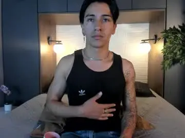 Chaturbate Free Porn Cam of andyjoy_