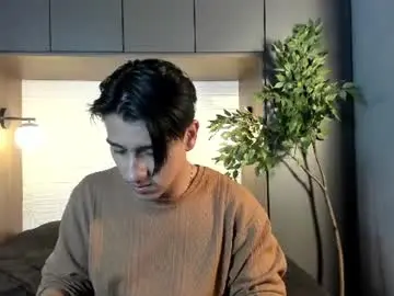 Chaturbate Watch Live Sex Cams of andyjoy_