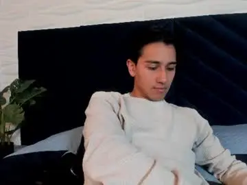 Chaturbate Sex Cam of andyjoy_