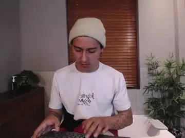 Chaturbate Private Sex Chat of andyjoy_