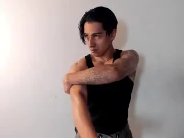 Chaturbate Live Sex of andyjoy_