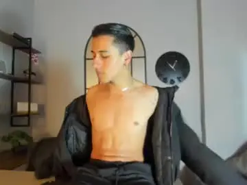 Chaturbate Live Porn of andyjoy_