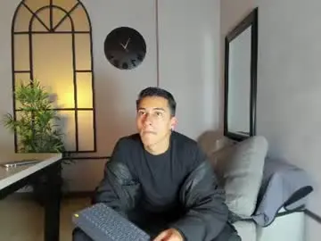 Chaturbate Sex Cam of andyjoy_