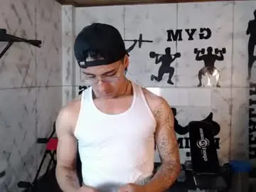 Chaturbate Live Porn of andyjoy_