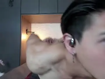 Chaturbate Best live sex cam show of andyjoy_