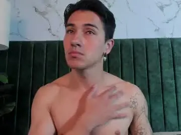 Chaturbate Sex Cam of andyjoy_