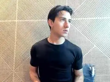 Chaturbate Adult Webcam of andyjoy_