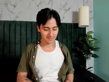 Chaturbate Free Live Porn of andyjoy_