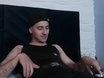 Chaturbate Best live sex cam show of andyjoy_