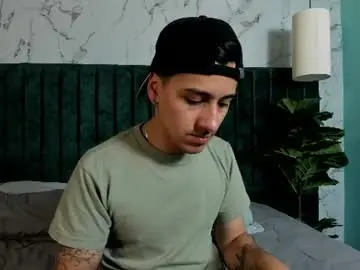 Chaturbate Adult Webcams of andyjoy_