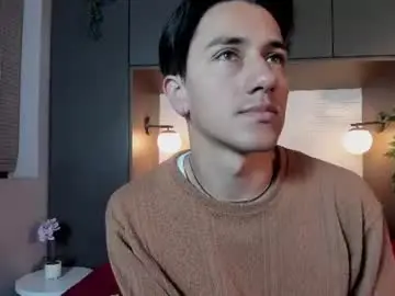 Chaturbate Watch Live Sex Cams of andyjoy_