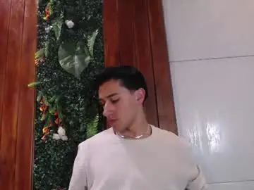 Chaturbate Nude Webcam of andyjoy_