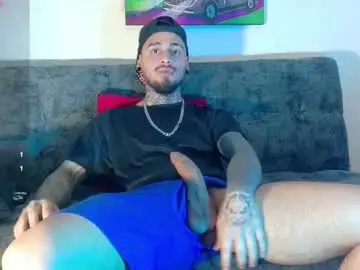Chaturbate Adult Webcam of julian_tattoo