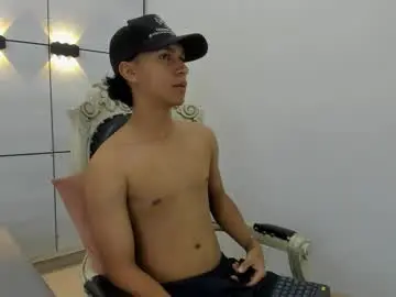 Chaturbate Live Porn of ricky_backus