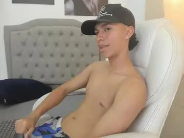 Chaturbate Best live sex cam show of ricky_backus