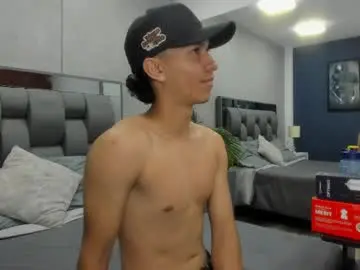 Chaturbate Nude Webcam of ricky_backus