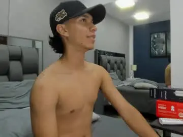 Chaturbate Nude Webcam of ricky_backus