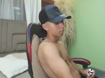 Chaturbate Best live sex cam show of ricky_backus