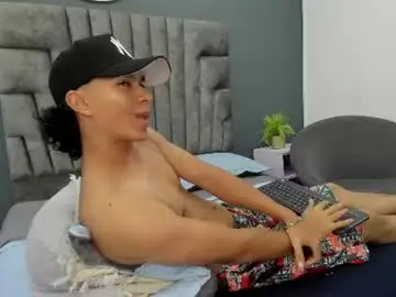 Chaturbate Live Sex Cam of ricky_backus