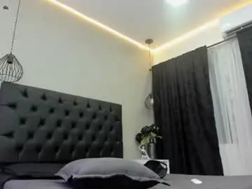 Chaturbate Live Sex Cam of ricky_backus