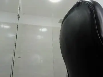 Chaturbate Watch Live Sex Cams of ricky_backus
