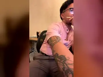 Chaturbate Free Live Porn of wild_cowboyy