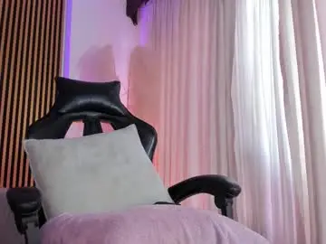 Chaturbate Watch Live Sex Cams of juliensaint_