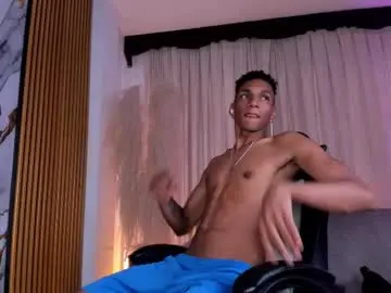 Chaturbate Live Sex of juliensaint_