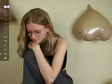 Chaturbate Sex Chat of leolakorner