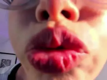 Chaturbate Adult Video Chat of vi_anaya