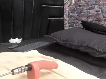 Chaturbate Live Porn of curvy_alyanna