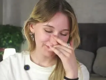 Chaturbate Live Porn of helenstormes