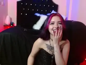 Chaturbate Live Sex Cam of ivey_red