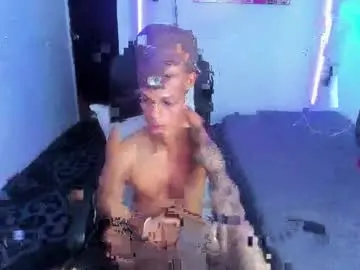 Chaturbate Live Sex Cam of snak_master1