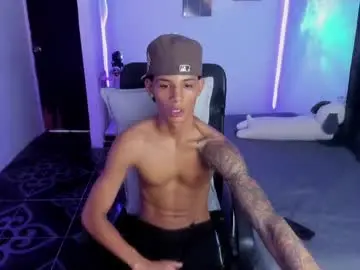 Chaturbate Watch Live Sex Cams of snak_master1