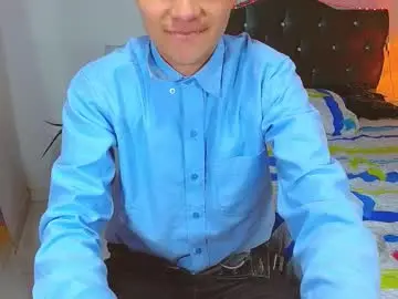 Chaturbate Nude Webcam of _santi2