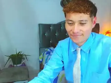 Chaturbate Best live sex cam show of _santi2