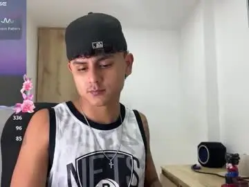 Chaturbate Adult Webcam of bob_pettersonn