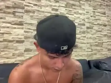 Chaturbate Watch Live Sex Cams of bob_pettersonn