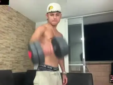 Chaturbate Best live sex cam show of bob_pettersonn