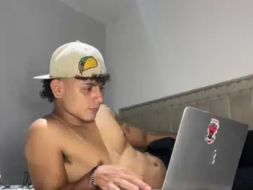 Chaturbate Adult Video Chat of bob_pettersonn