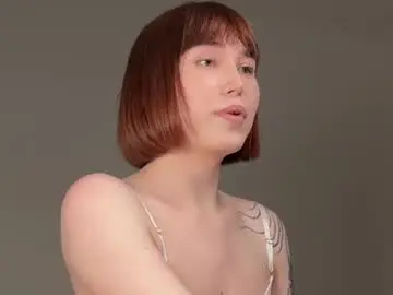Chaturbate Live Sex Cam of melodyxlove