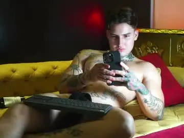 Chaturbate Sex Cam of dantecoppolaa