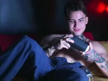 Chaturbate Best Webcam of dantecoppolaa