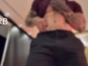 Chaturbate Live Sex Cam of dantecoppolaa