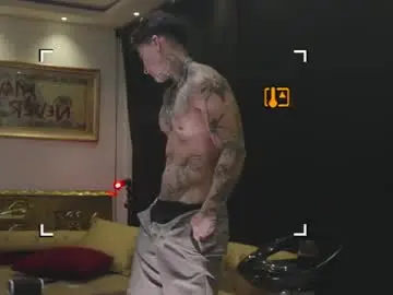 Chaturbate Live Sex Cam of dantecoppolaa