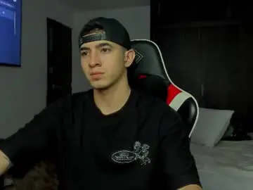 Chaturbate Live Sex Cam of naranjo_seb