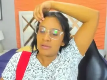 Chaturbate Live Porn of priyastar_