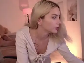 Chaturbate Nude Webcam of aurorawrenfield