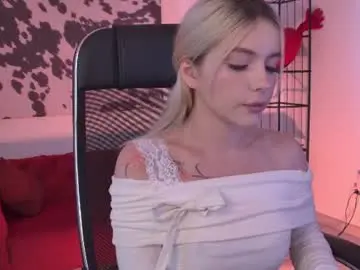Chaturbate Live Sex Cam of aurorawrenfield